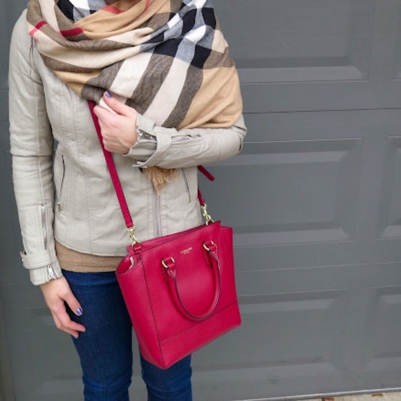 Coach Small Satchel in cherry red - Picture 8 of 9